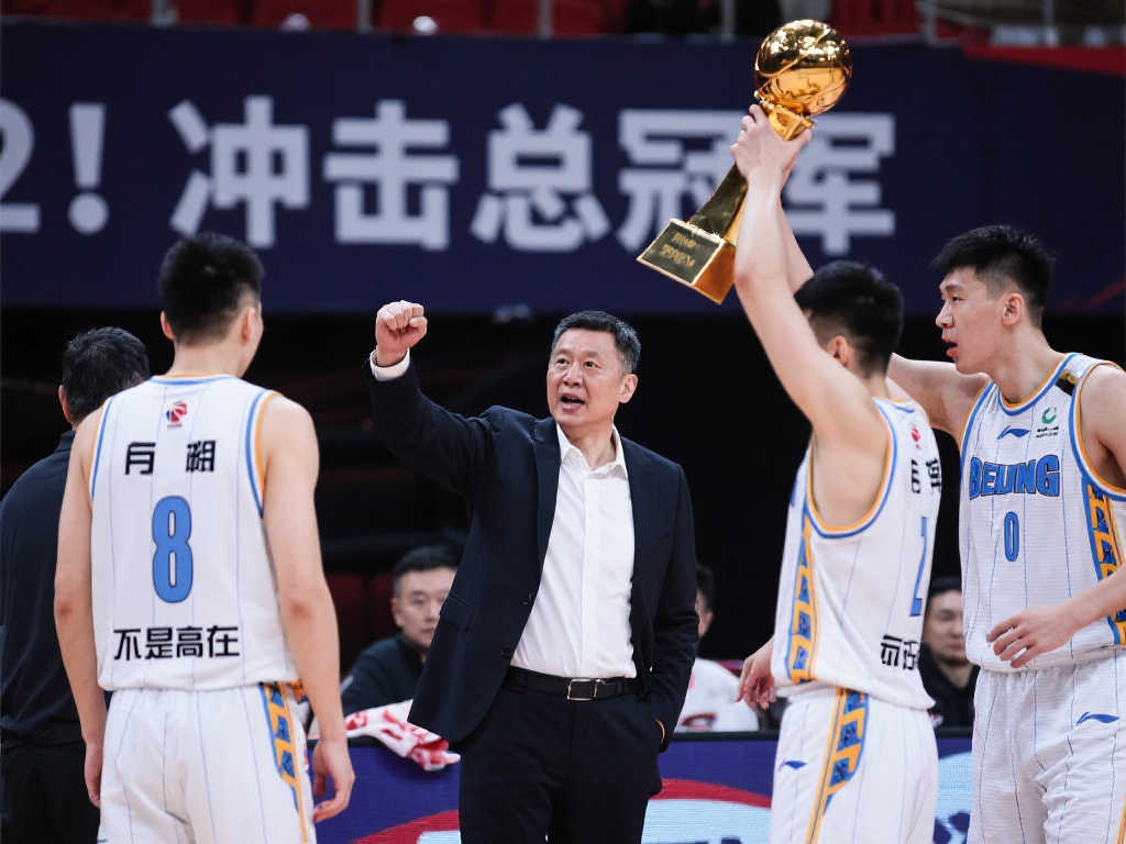 的训练策略 的训练策略