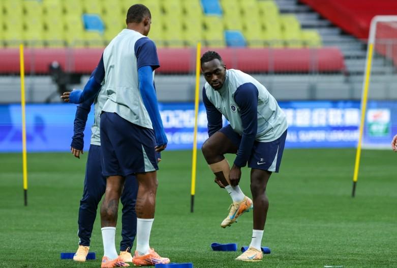 粤媒：新鹏城5名外援都参加了赛前合练，战成都有望全部首发