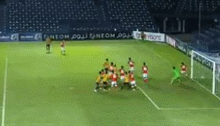 乐鱼体育官方网站-【亚冠】宁浩旭造对手乌龙 广州队1比5泰港6战全败